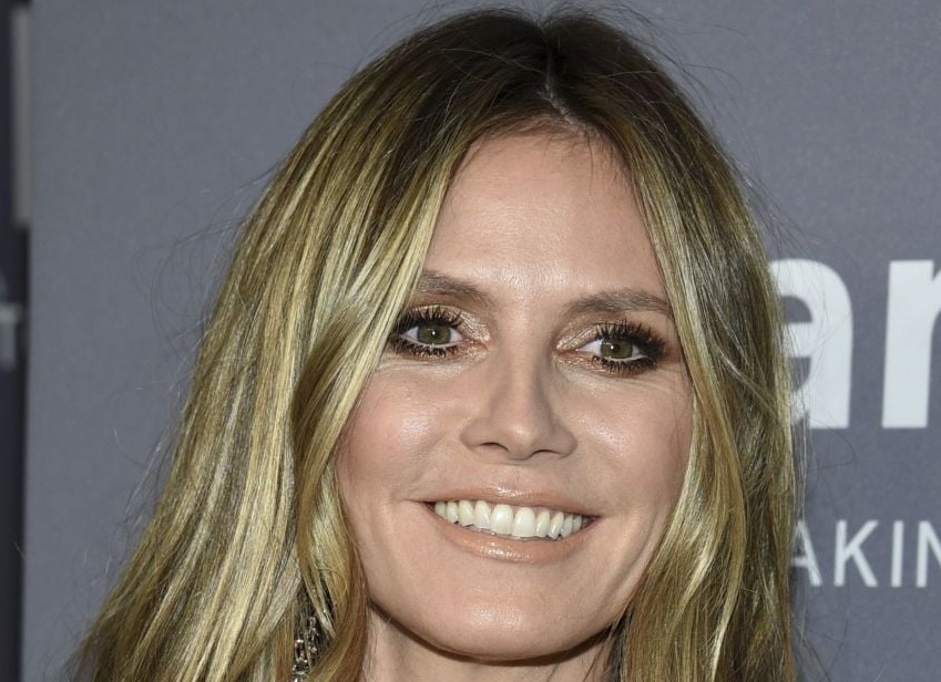 Хайди Клум поразила декольте