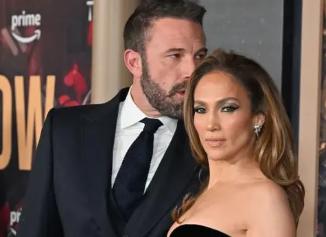 Дженнифер Энистон: из голливудской звезды в колхозницу